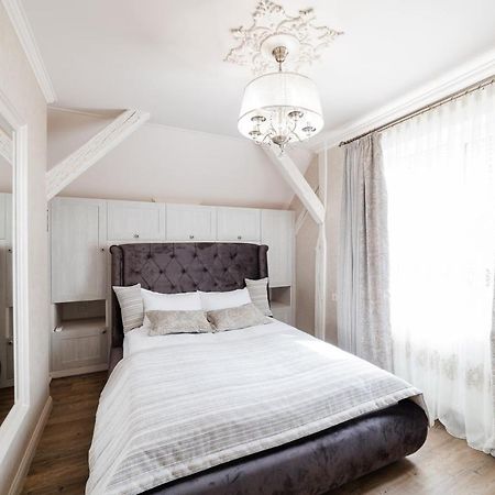 Lux Apartment On Duhnovicha Street .Free Parking. Użhorod Zewnętrze zdjęcie
