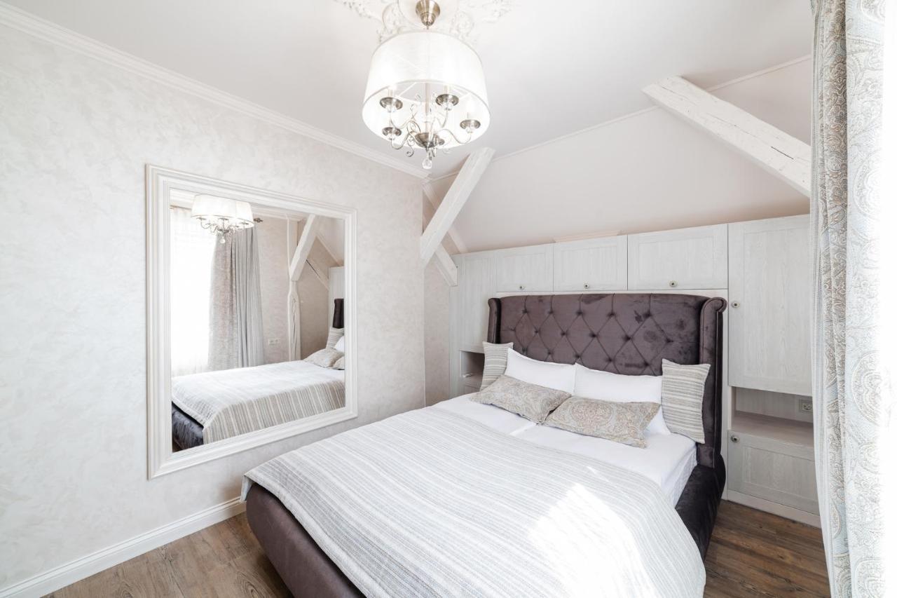 Lux Apartment On Duhnovicha Street .Free Parking. Użhorod Zewnętrze zdjęcie